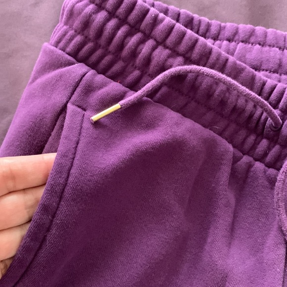 Puma Joggers-EUC - Picture 3 of 5